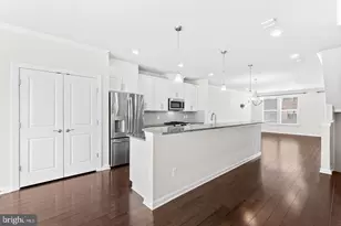 45137 Kincora Dr, Sterling, VA 20166 - Photo 18