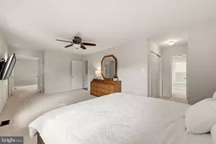 273 Terrie Dr, Sterling, VA 20165 - Photo 32