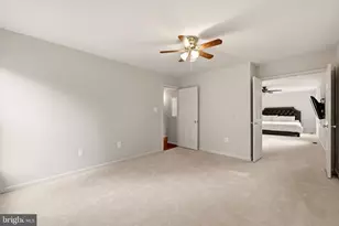 273 Terrie Dr, Sterling, VA 20165 - Photo 36
