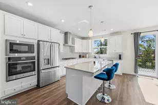 42145 Shining Star Sq, Brambleton, VA 20148 - Photo 4