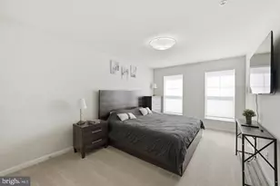 25202 Split Creek Terrace, Chantilly, VA 20152 - Photo 16