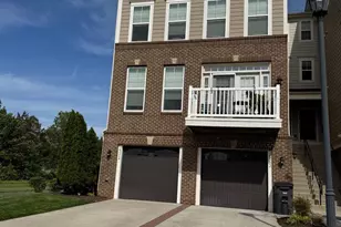 25202 Split Creek Terrace, Chantilly, VA 20152 - Photo 2