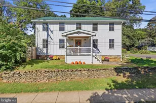 36 Main St, Round Hill, VA 20141 - Photo 4