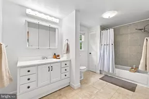1205 Bradfield Dr SW, Leesburg, VA 20175 - Photo 20