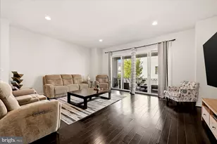 42322 Sillas Square, Brambleton, VA 20148 - Photo 4