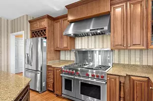 19262 Mill Site Pl, Leesburg, VA 20176 - Photo 12