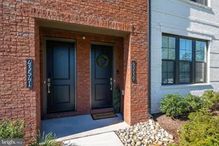 43539 Moorefield Blvd, Ashburn, VA 20148 - Photo 2