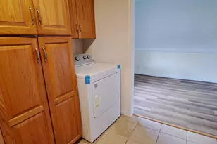 815 S Cypress Ct, Sterling, VA 20164 - Photo 20