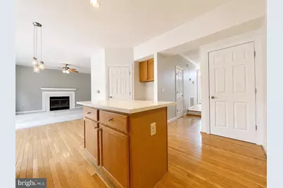 20937 Cox Mills Court, Ashburn, VA 20147 - Photo 12