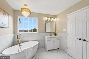 601 Burberry Terrace SE, Leesburg, VA 20175 - Photo 30