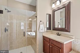 43941 Riverpoint Dr, Leesburg, VA 20176 - Photo 46