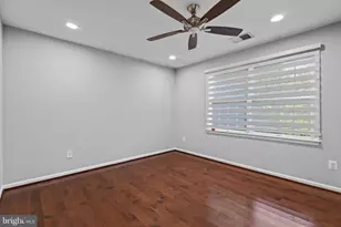 25289 Talent St, Chantilly, VA 20152 - Photo 32