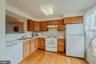 45328 Gable Square, Sterling, VA 20164 - Photo 4