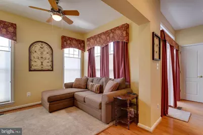 25147 Cutgrass Terrace, Aldie, VA 20105 - Photo 10