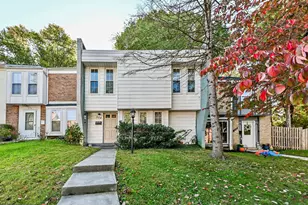336 Roanoke Dr SE, Leesburg, VA 20175 - Photo 2
