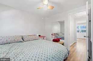 33 Alden Ct, Sterling, VA 20165 - Photo 14