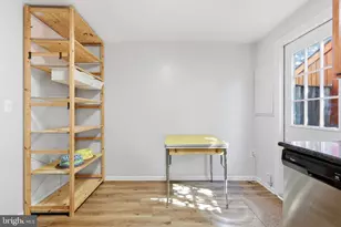 33 Alden Ct, Sterling, VA 20165 - Photo 10