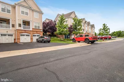 43935 Hickory Corner Terrace #113, Ashburn, VA 20147 - Photo 2