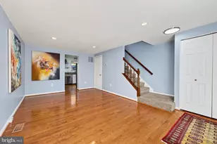 11 Wyatt Ct, Sterling, VA 20165 - Photo 6