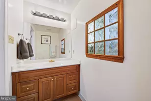 11 Wyatt Ct, Sterling, VA 20165 - Photo 20
