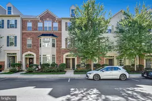 42119 Piebald Square, Aldie, VA 20105 - Photo 1