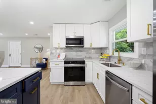 1112 S Dickenson Ave, Sterling, VA 20164 - Photo 14