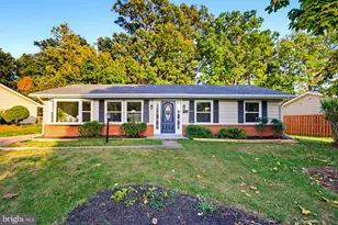 1112 S Dickenson Ave, Sterling, VA 20164 - Photo 2