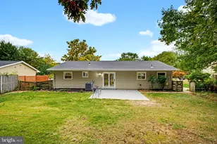 1112 S Dickenson Ave, Sterling, VA 20164 - Photo 8