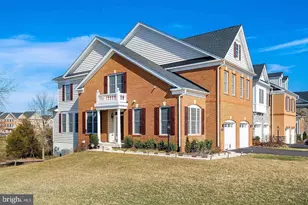 43168 Hattontown Woods Terrace, Ashburn, VA 20148 - Photo 2