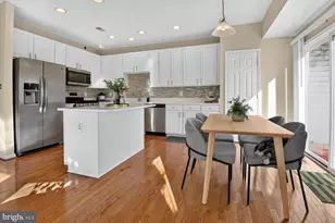 43449 Laidlow St, Chantilly, VA 20152 - Photo 8