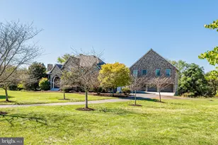16503 Loneoak Pl, Hamilton, VA 20158 - Photo 1