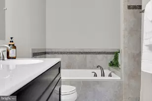 21178 Wildflower Square, Ashburn, VA 20147 - Photo 26