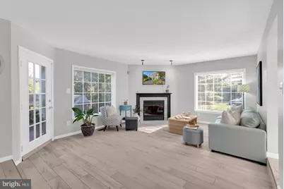 21178 Wildflower Square, Ashburn, VA 20147 - Photo 8