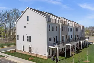 4 Picasso Square, Ashburn, VA 20148 - Photo 28
