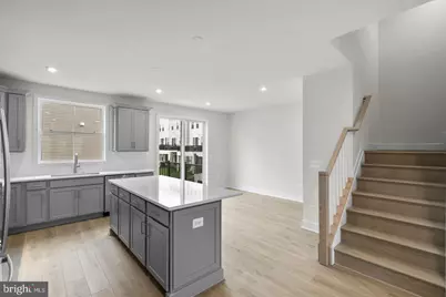 4 Picasso Square #TURNER 22-F2-RT, Ashburn, VA 20148 - Photo 4