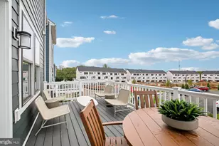 42596 Waxpool Rd, Ashburn, VA 20148 - Photo 12