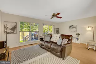 43309 Parlor Square, Ashburn, VA 20147 - Photo 10