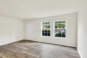 226 N Auburn Dr, Sterling, VA 20164 - Photo 18