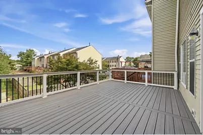 20966 Martingale Square, Sterling, VA 20165 - Photo 24