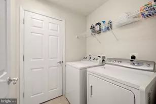 197 Great Laurel Square SE, Leesburg, VA 20175 - Photo 8
