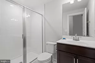20755 Jenkins Corner Ter, Ashburn, VA 20147 - Photo 28