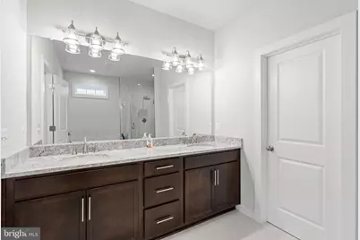 20755 Jenkins Corner Terrace, Ashburn, VA 20147 - Photo 18