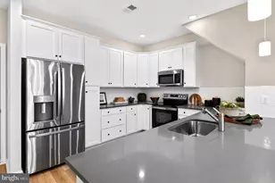 42665 Darala Dr, Ashburn, VA 20147 - Photo 8
