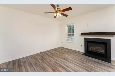 42795 Shaler Street, Chantilly, VA 20152 - Photo 8
