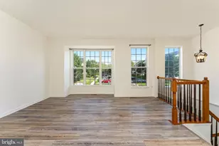 42795 Shaler St, Chantilly, VA 20152 - Photo 2