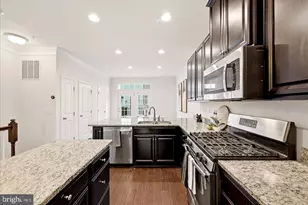276 SE Train Whistle Terrace SE, Leesburg, VA 20175 - Photo 4