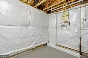 25170 Mineral Springs Cir, Stone Ridge, VA 20105 - Photo 22