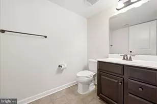 26780 Crusher Dr, Chantilly, VA 20152 - Photo 22