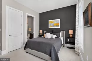 23677 Jayadev Ter, Ashburn, VA 20148 - Photo 58