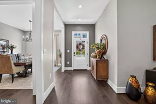 23677 Jayadev Ter, Ashburn, VA 20148 - Photo 10